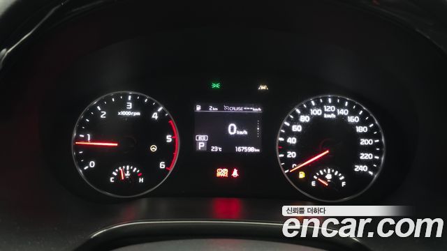 Kia Seltos Diesel 1.6 4WD Trendy 2022 — фото 8