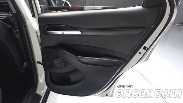 Kia Seltos Diesel 1.6 4WD Trendy 2022 — фото 31
