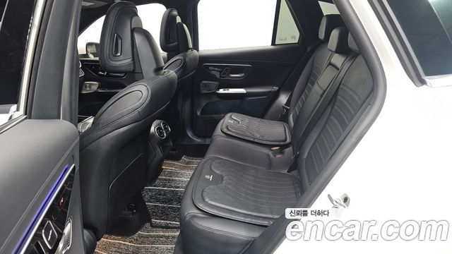 Mercedes-Benz GLC-Class (X254) GLC300 4MATIC AMG Line 2024 — фото 12