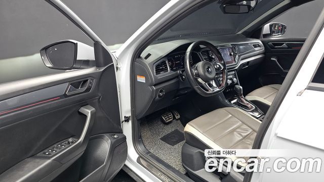 Volkswagen T-Roc 2.0 TDI Prestige 2021 — фото 10