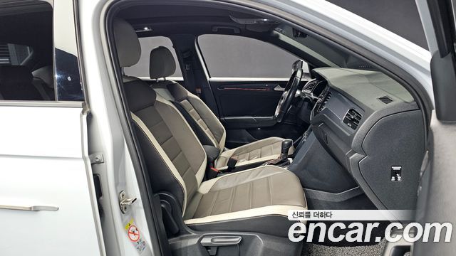 Volkswagen T-Roc 2.0 TDI Prestige 2021 — фото 11