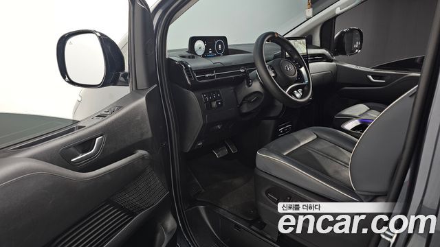 Hyundai Staria Lounge 9-Seater Inspiration 2025 — фото 11