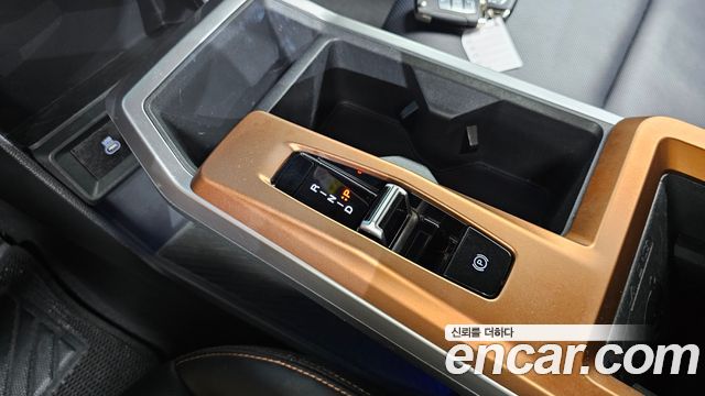 KG Mobility (SsangYong) Torres EVX E7 2024 — фото 9