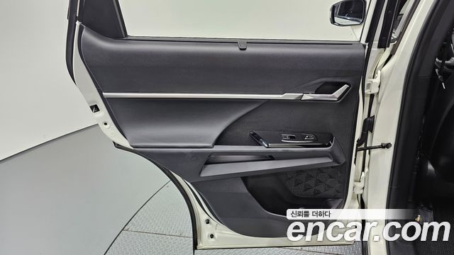 KG Mobility (SsangYong) Torres EVX E7 2024 — фото 25