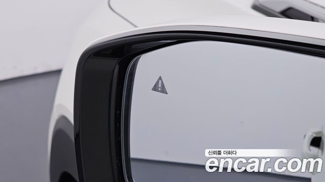 KG Mobility (SsangYong) Torres EVX E7 2024 — фото 27