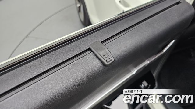KG Mobility (SsangYong) Torres EVX E7 2024 — фото 30