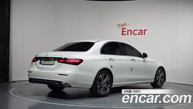 Mercedes-Benz E-Class (W213) E250 Avantgarde 2023 — фото 2