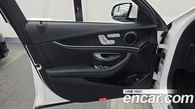 Mercedes-Benz E-Class (W213) E250 Avantgarde 2023 — фото 24