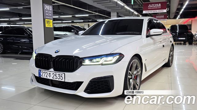BMW 5 Series (G30) M550i xDrive 2023 — фото 3