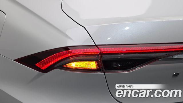 Hyundai Grandeur (IG) 3.0 LPi Premium Choice 2020 — фото 23