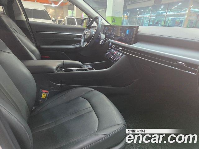 Hyundai Sonata The Edge (DN8) 1.6 Turbo Exclusive 2024 — фото 17