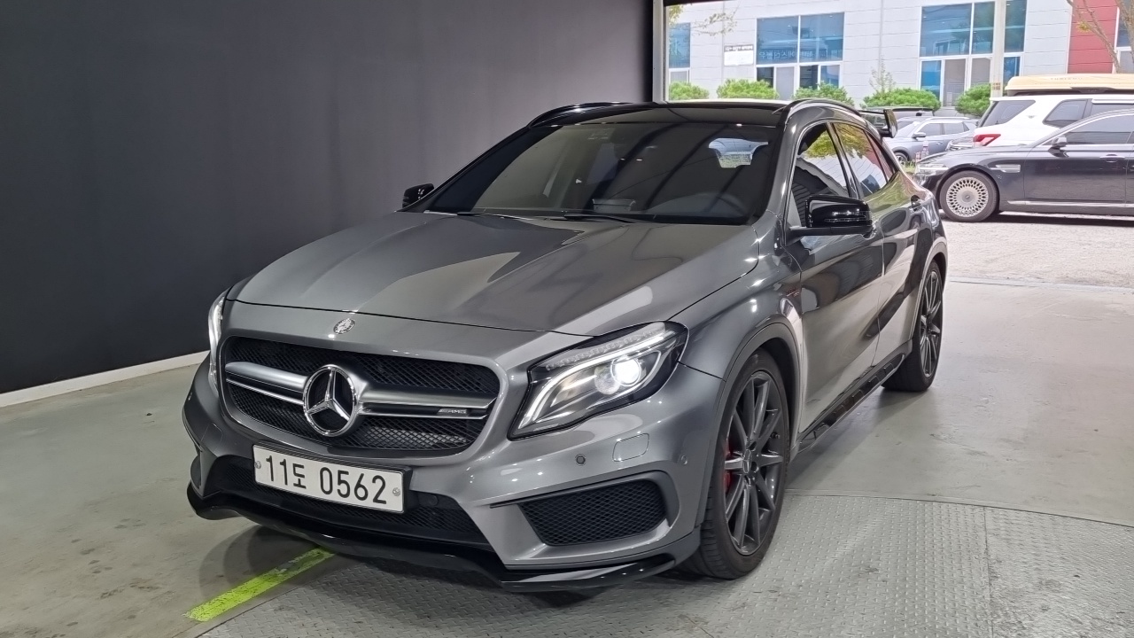 Mercedes-Benz GLA-Class (X156) GLA45 AMG 4MATIC