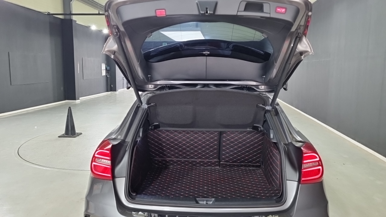 Mercedes-Benz GLA-Class (X156) GLA45 AMG 4MATIC 2015 — фото 22