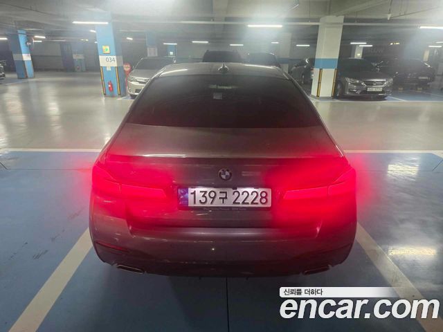 BMW 5 Series (G30) 523d xDrive M Sport 2023 — фото 2