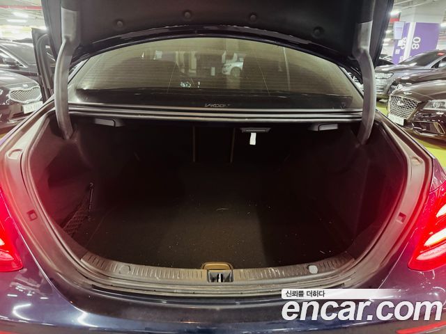 Mercedes-Benz E-Class (W213) E300 4MATIC Exclusive 2019 — фото 22