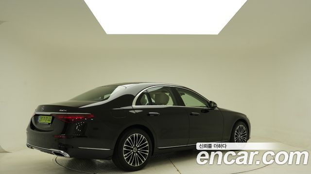 Mercedes-Benz S-Class (W223) S350 d 4MATIC 2026 — фото 2