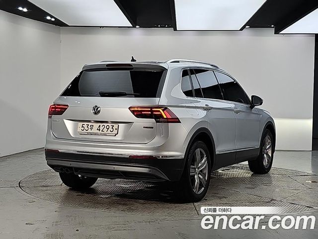 Volkswagen Tiguan (II) 2.0 TDI 4Motion Prestige 2018 — фото 4