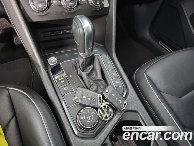 Volkswagen Tiguan (II) 2.0 TDI 4Motion Prestige 2018 — фото 8