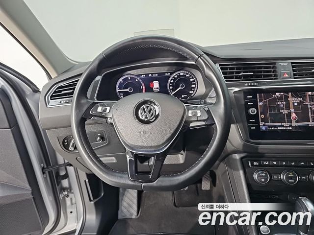 Volkswagen Tiguan (II) 2.0 TDI 4Motion Prestige 2018 — фото 9