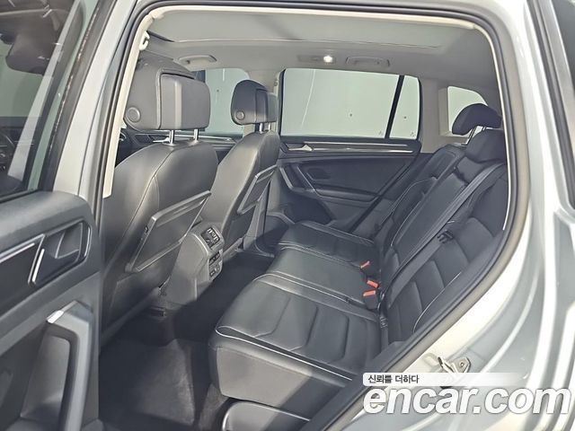 Volkswagen Tiguan (II) 2.0 TDI 4Motion Prestige 2018 — фото 16