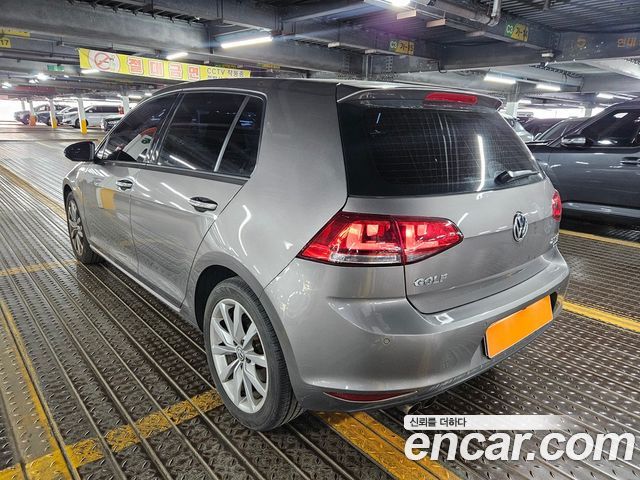 Volkswagen Golf (VII) 2.0 TDI 2016 — фото 5