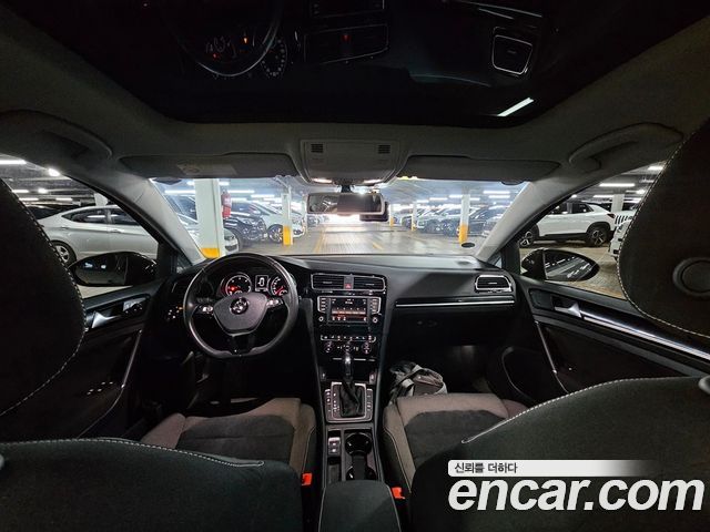 Volkswagen Golf (VII) 2.0 TDI 2016 — фото 14