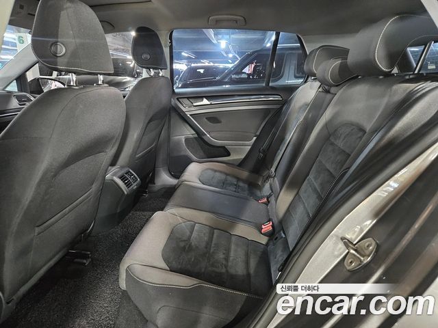 Volkswagen Golf (VII) 2.0 TDI 2016 — фото 16