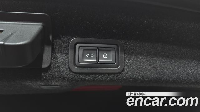 Audi A6 (C8) 45 TFSI Premium 2023 — фото 16