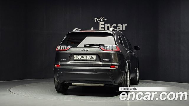 Jeep Cherokee (KL) 2.4 Longitude High AWD 2019 — фото 4