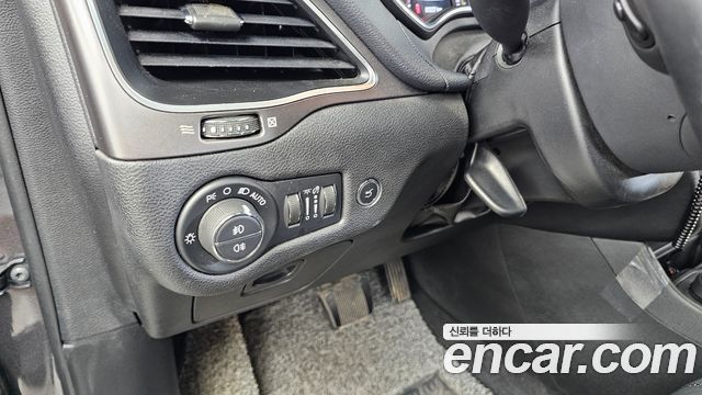 Jeep Cherokee (KL) 2.4 Longitude High AWD 2019 — фото 27