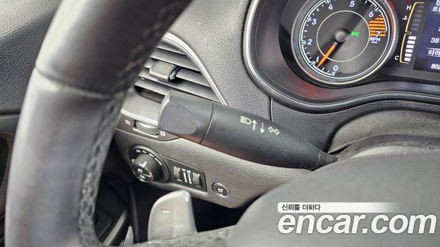 Jeep Cherokee (KL) 2.4 Longitude High AWD 2019 — фото 30