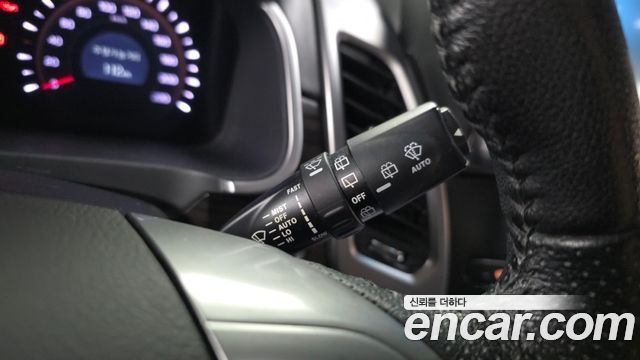 KG Mobility (SsangYong) Korando C 2.0 CVT 2WD Deluxe 2014 — фото 17