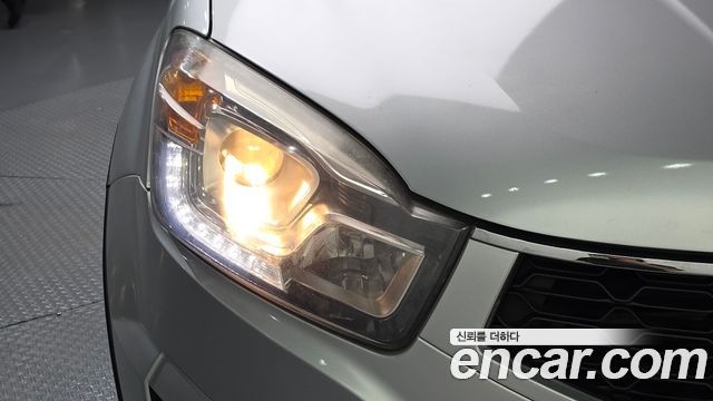 KG Mobility (SsangYong) Korando C 2.0 CVT 2WD Deluxe 2014 — фото 22