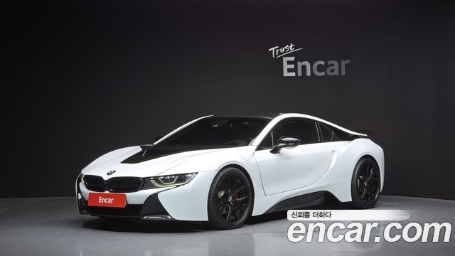 BMW i8 Coupe 2016 — фото 1