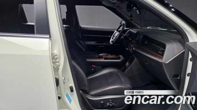 KG Mobility (SsangYong) Torres EVX E7 2024 — фото 11