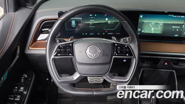 KG Mobility (SsangYong) Torres EVX E7 2024 — фото 13
