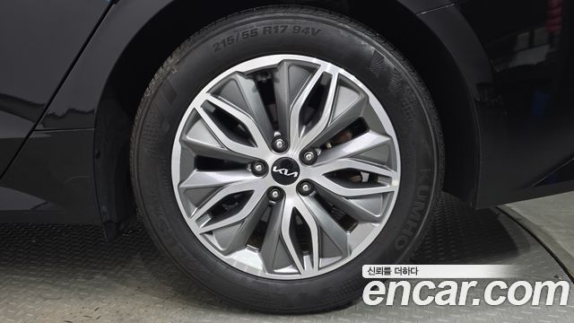 Kia K5 Hybrid (III) Noblesse 2023 — фото 21