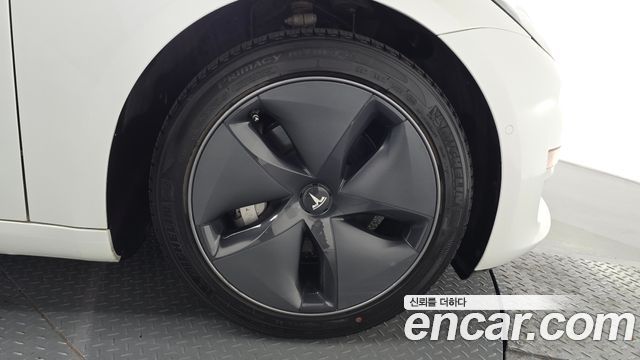 Tesla Model 3 Long Range AWD 2020 — фото 27