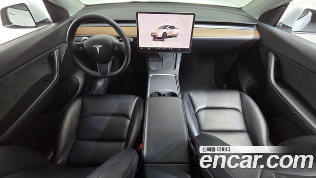 Tesla Model Y Long Range AWD 2022 — фото 7