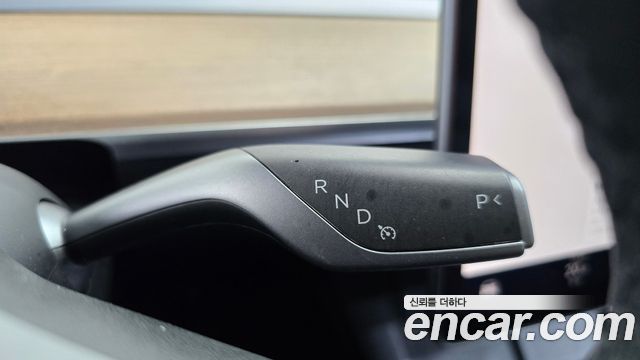 Tesla Model Y Long Range AWD 2022 — фото 9