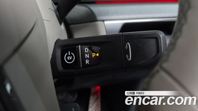 Kia EV9 Long Range 4WD Earth 2024 — фото 36