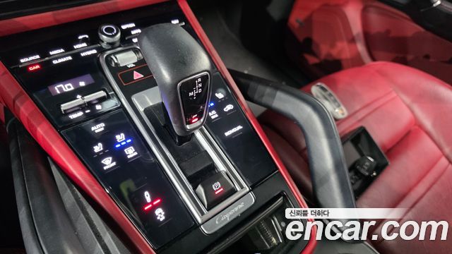 Porsche Cayenne (PO536) 3.0 E-Hybrid Coupe 2020 — фото 9