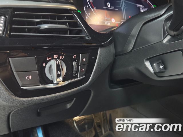 BMW 6 Series GT (G32) 630i xDrive M Sport 2022 — фото 15