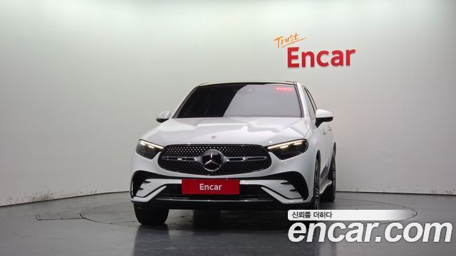 Mercedes-Benz GLC-Class (X254) GLC300 4MATIC Coupe 2024 — фото 3