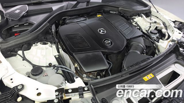 Mercedes-Benz GLC-Class (X254) GLC300 4MATIC Coupe 2024 — фото 6