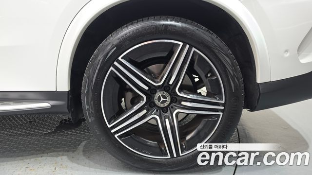 Mercedes-Benz GLC-Class (X254) GLC300 4MATIC Coupe 2024 — фото 21