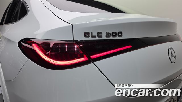 Mercedes-Benz GLC-Class (X254) GLC300 4MATIC Coupe 2024 — фото 23