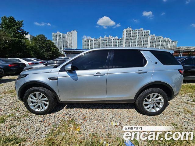 Land Rover Discovery Sport 2.0 TD4 SE 2017 — фото 4