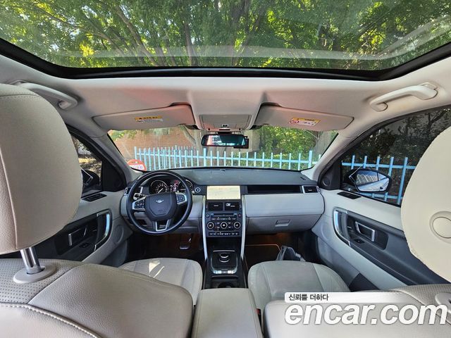 Land Rover Discovery Sport 2.0 TD4 SE 2017 — фото 14