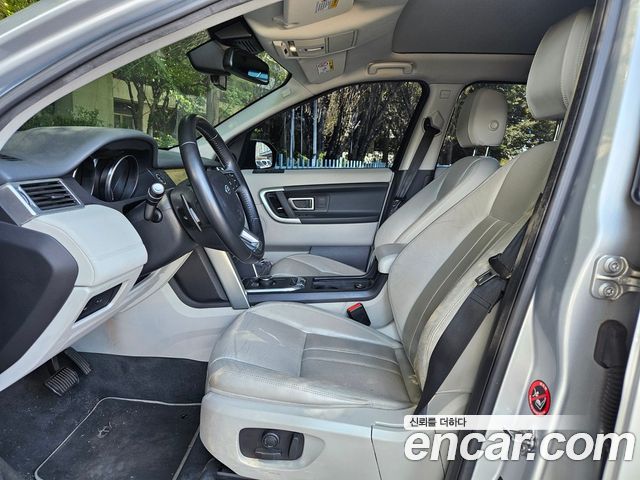 Land Rover Discovery Sport 2.0 TD4 SE 2017 — фото 15